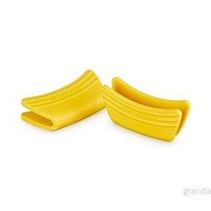 Le Creuset Sidohandtag, set med 2, silikon, anpassningsbar, värmebeständig till 250C, Nectar, 42813006720000 630870313032 Le Creuset Sidohandtag, set med 2, silikon, anpassningsbar, värmebeständig till 250C, Nectar, 42813006720000 630870313032