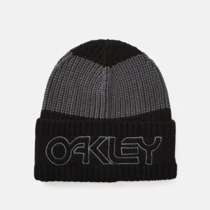 Oakley Svart Cuff Beanie Deep Blackout @ Hatstore 193517923921 Oakley Svart Cuff Beanie Deep Blackout @ Hatstore 193517923921
