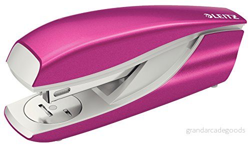 Leitz WOW Häftapparat inkl. häftklamrar, 30 ark, metall, rosa metallic, 55022023 4002432393114