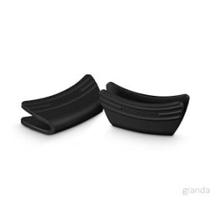 Le Creuset Silicone Set of 2 Pot Holders Ebony 12 x 6 cm 630870193122 Le Creuset Silicone Set of 2 Pot Holders Ebony 12 x 6 cm 630870193122