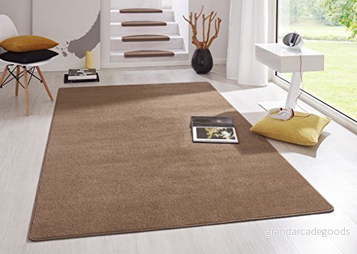 Hanse Home Inomhatta Fancy vardagsrumsmatta enfärgad modern velourmatta för matsal, vardagsrum, barnrum, hall, sovrum, kök brun, 133 x 195 cm 4260525250465