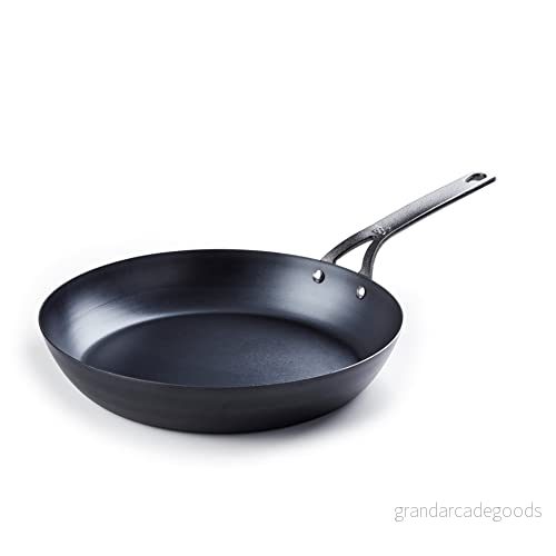 BK Black Steel förvärmd 28 cm stekpanna av kolstål, lämplig för induktion, ugn och rostsäker upp till 315 C, hållbar professionell, svart 8718311316674