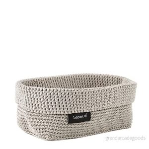 blomus TELA virkad korg L av konstfiber, sand, för förvaring, högkvalitativt utförande, exklusivt utseende, perfekt handdukar, kosmetika etc. (H/B/D: 9 x 12 20 cm, 68886) 4008832688867 blomus TELA virkad korg L av konstfiber, sand, för förvaring, högkvalitativt utförande, exklusivt utseende, perfekt handdukar, kosmetika etc. (H/B/D: 9 x 12 20 cm, 68886) 4008832688867
