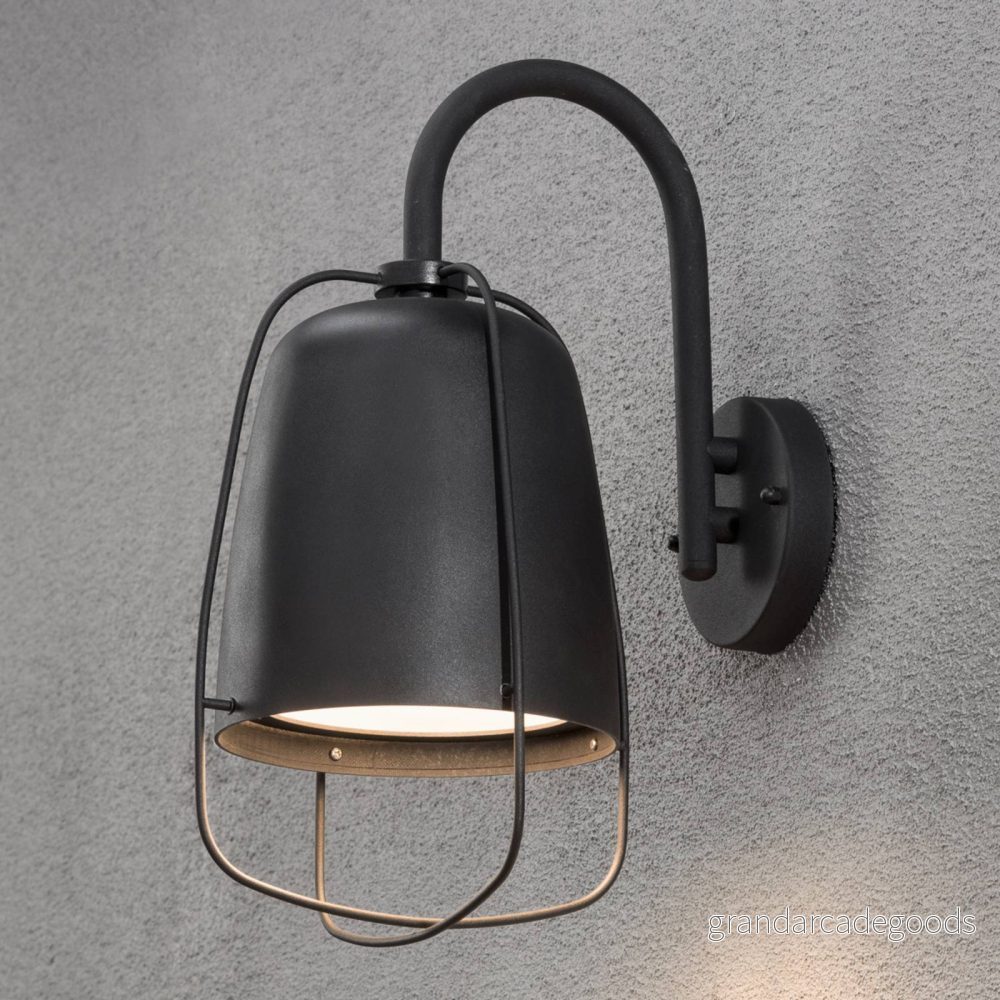 Konstsmide Klassisk modern utomhusvägglampa Perugia 7318307526752