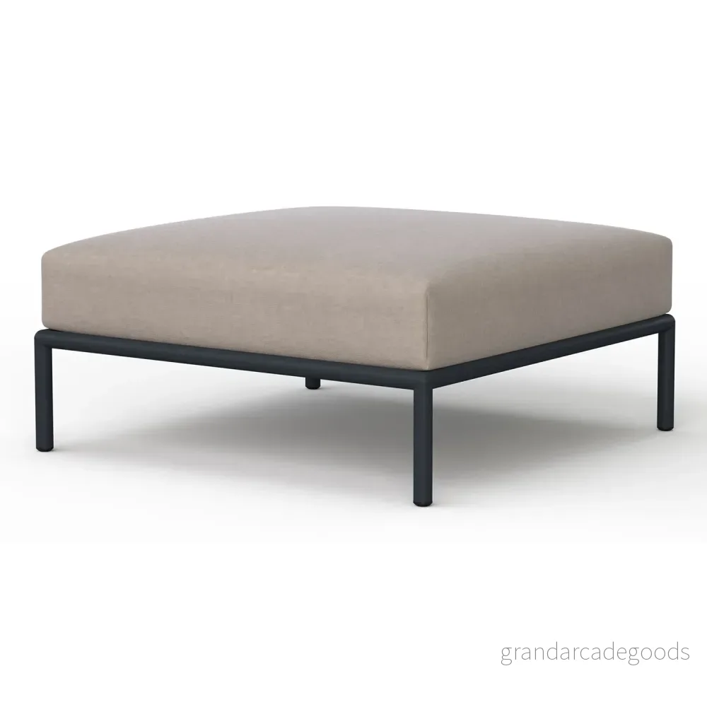 HOUE LEVEL / Ottoman Trädgårdsmöbler Ash/Dark Grey L81 x W81 H38 SH38 cm 5714098014676