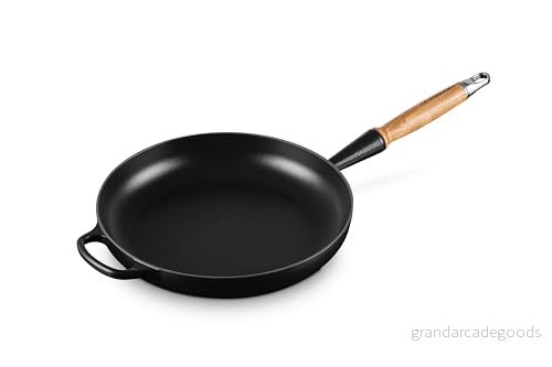Le Creuset Frying Pan Signature Satin Black ø 24 cm / 1.6 Liter enamelled non stick coating 24147324287